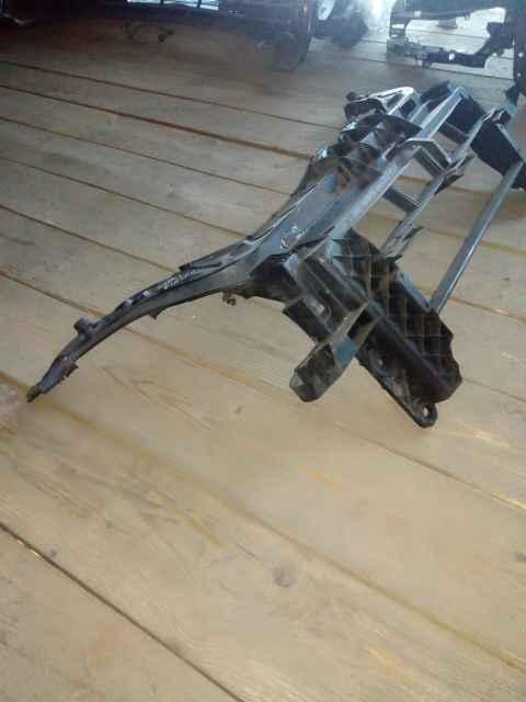 Ford fusion Festa 1.6tdci ST bontott zárhíd homlokfal - Image 3